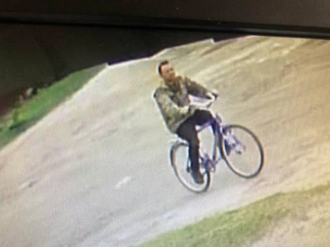 В Дятькове мужчина украл у пенсионерки велосипед