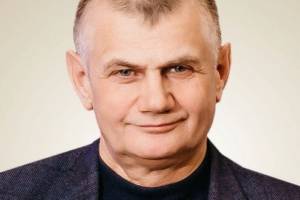 В Брянске в возрасте 64 лет умер адвокат Владимир Емельянов