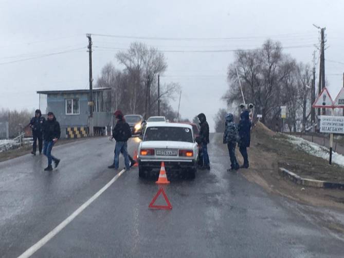 В Новозыбкове произошло ДТП на железнодорожном переезде