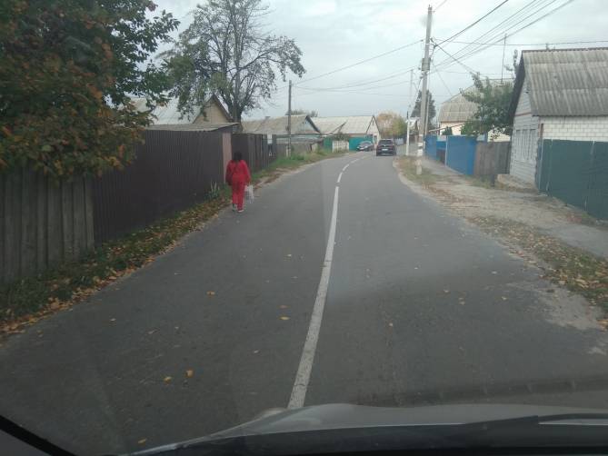 В Новозыбкове детей вынудили ходить в школу по проезжей части