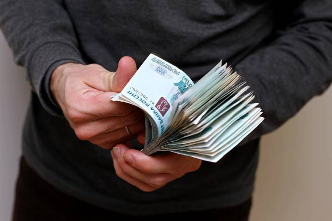 С начала года брянцы заплатили около 68 миллиардов рублей налогов