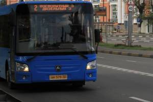 В Брянске билеты в автобусах и троллейбусах начали продавать по новой цене