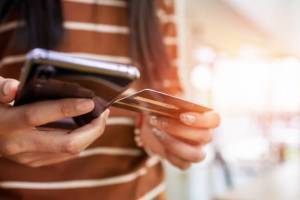 За неделю 24 брянца пополнили кошельки мошенников на 8,6 млн рублей