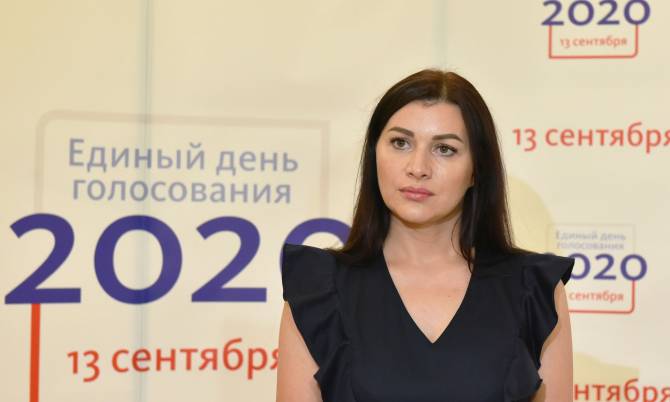 Елену Анненкову переизбрали председателем брянского облизбиркома