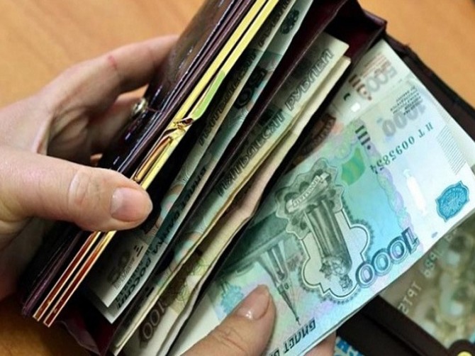 В Трубчевске предприятие задолжало работникам 3,5 млн рублей