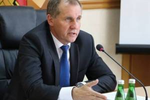 Жители Брянска пожаловались мэру Макарову на завышенные счета за отопление