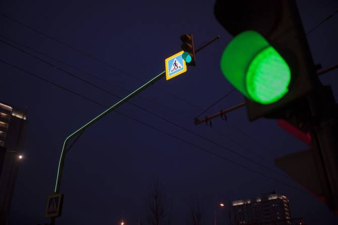 В Брянске светофоры на многополосных дорогах перевели на круглосуточный режим работы