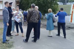 В Брянске во время стрельбы на Московском ранили мужчину