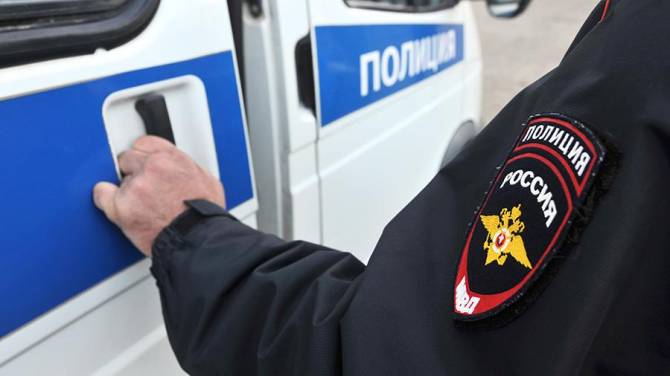 Житель Новозыбкова пробил собутыльнику голову ножкой от стола