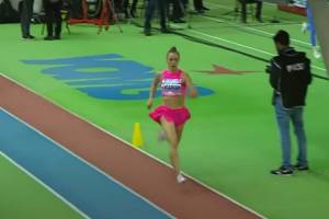 Брянская легкоатлетка Инесса Гусарова победила на «Рождественских стартах»