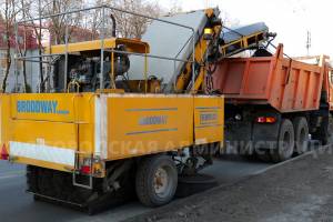 За день с улиц Брянска вывезли 121 тонну мусора
