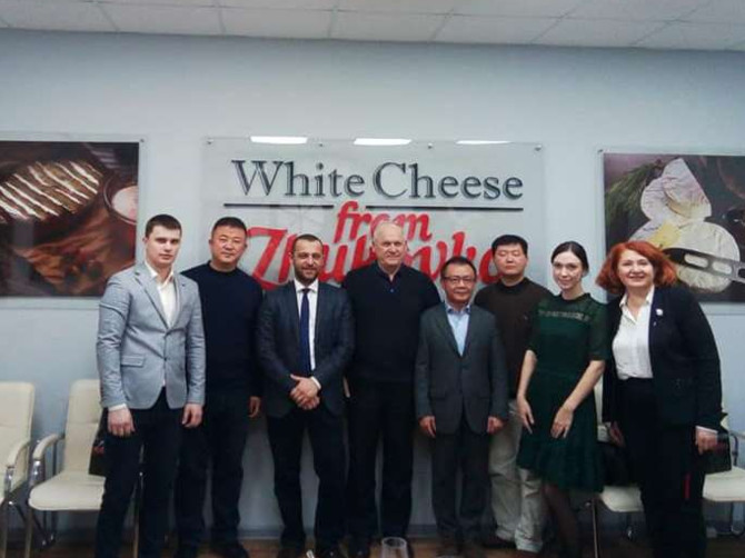 Вкус брянских сыров поразил гостей из Китая