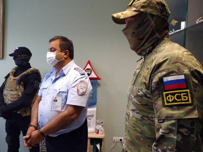 В Брянске подполковника полиции Мкртчяна оставили в СИЗО еще на два месяца