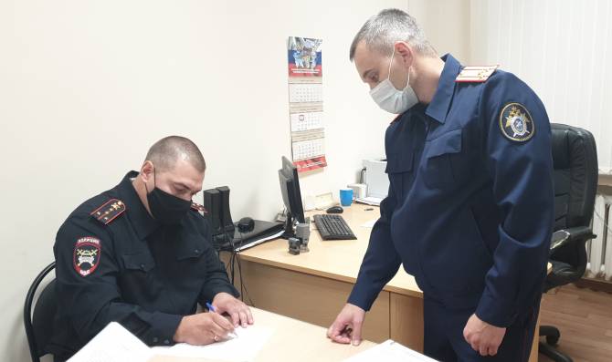 В Брянске инспектор ГИБДД погорел на взятках за сдачу экзамена на права