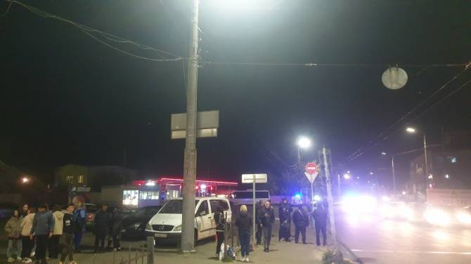 В Брянске на Бежицкой автостанции искали взрывное устройство