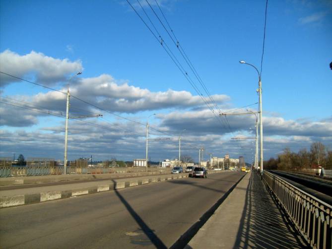На путепроводе Брянск-II 15 октября ограничат движение