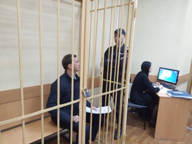 В Брянске уголовное дело в отношении депутата облдумы Константина Павлова направили в суд
