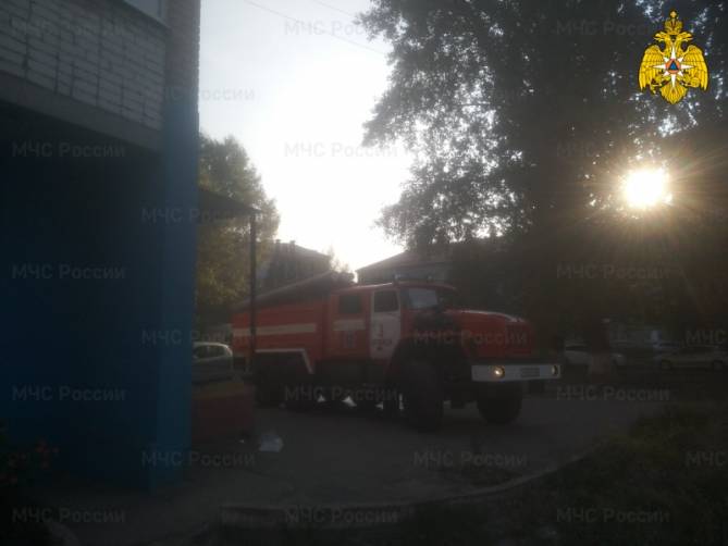 В Брянске на проспекте Московском сгорел магазин: эвакуировали 15 человек
