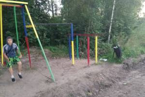 Жителей Новозыбкова поссорила детская площадка на месте старого кладбища