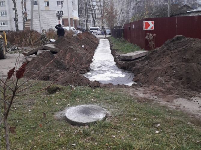 В Брянске строители оставили военный городок без воды