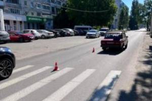 В Брянске водитель «Жигулей» сломал нос 33-летней женщине
