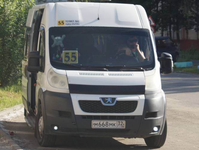 В Брянске до 25 рублей подорожали маршрутки №55 и №52