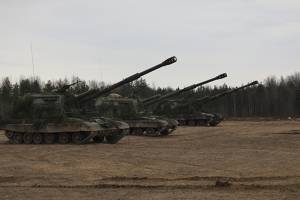 Брянские артиллеристы получили модернизированные гаубицы Мста-СМ2