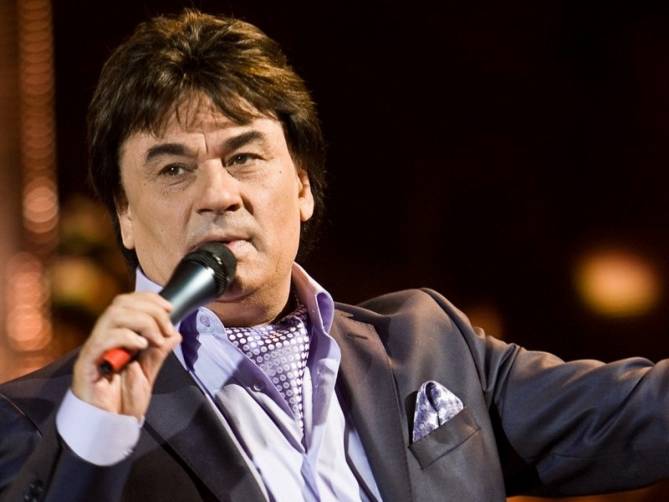 Флешмоб звезд в поддержку брянских медиков поддержал Александр Серов