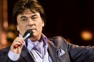 Флешмоб звезд в поддержку брянских медиков поддержал Александр Серов