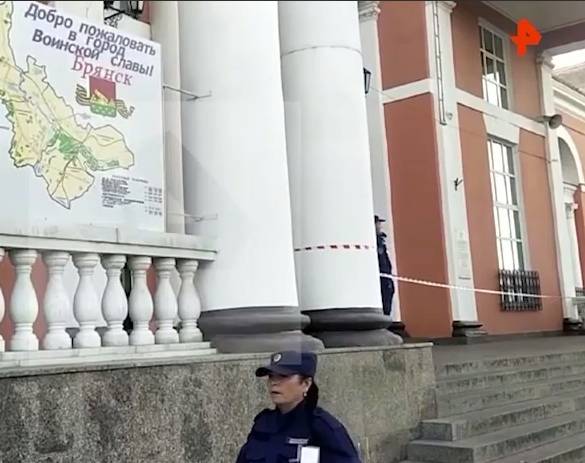 Из-за упавшего украинского беспилотника временно закрыли вокзал «Брянск-I»