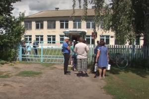 Брянские чиновники не уведомили родителей о закрытии сельской школы