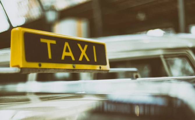 В Брянске таинственно исчезают таксисты