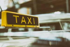 В Брянске таинственно исчезают таксисты