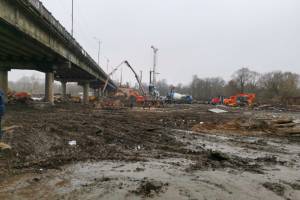 В Брянске завершается монтаж свай на Литейном мосту