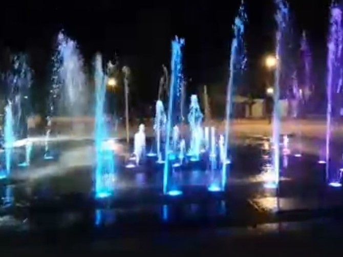 Новый фонтан в Майском парке Брянска стал музыкальным