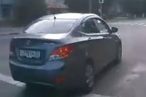 В Брянске лихач на Hyundai едва не устроил ДТП
