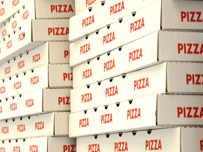 В Брянской области превращают макулатуру в коробки для пиццы