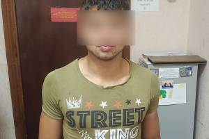 В Брянске 14-летний подросток ограбил на улице женщину