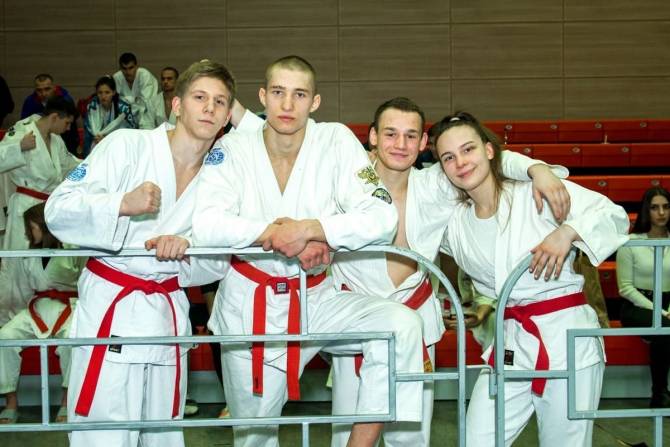 Брянские рукопашники завоевали шесть медалей на турнире «Вершина» в Курске