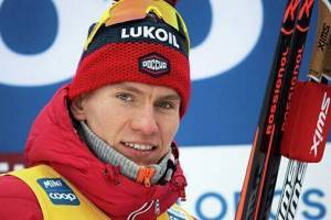 Брянский лыжник Большунов стал третьим на международной гонке