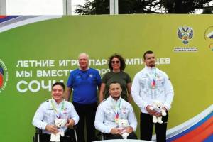Брянский паралимпиец Александр Хрупин завоевал золото на турнире в Сочи