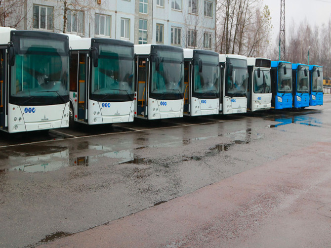 В Брянске автобусы за сутки перевозят 70 тысяч пассажиров