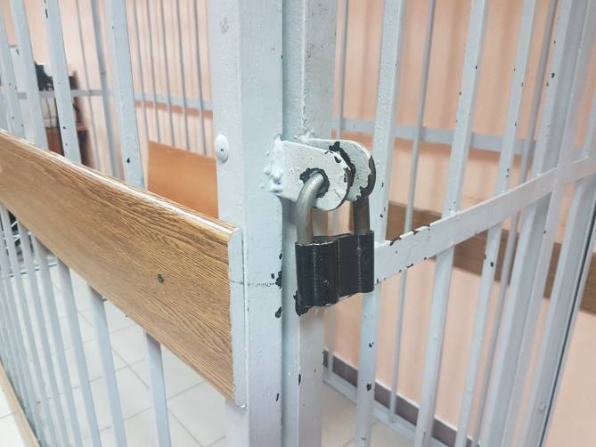 Брянского предпринимателя осудили за хищение 2,4 млн рублей на пошиве военной формы