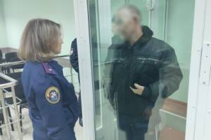 В Брянске пьяный 51-летний мужчина избил и задушил родную мать