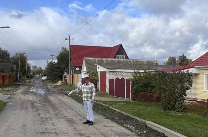 В Погаре доставленный и ночного клуба пьяный мужчина сломал руку полицейскому