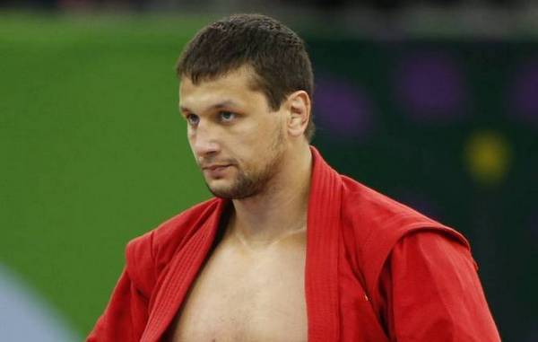 Брянский самбист Артём Осипенко вышел в финал чемпионата мира