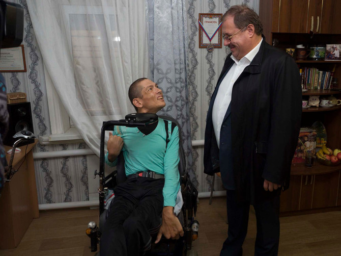 Борис Пайкин поможет инвалиду из Новозыбкова рассчитаться за дом