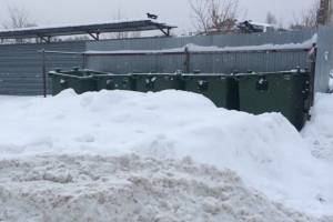 В Брянске из-за снегопада изменился график вывоза отходов