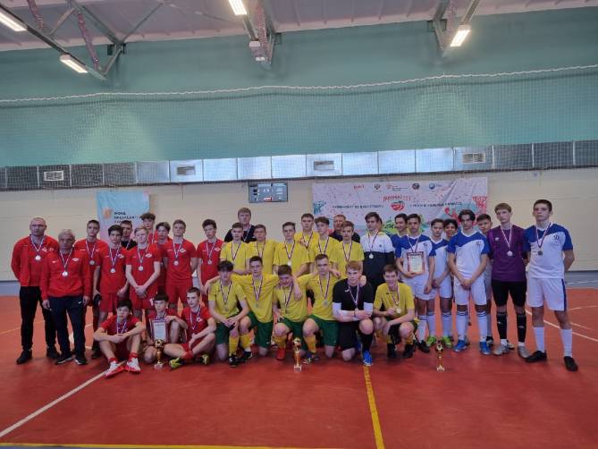 Юные футболисты из Дятьково победили на первенстве области