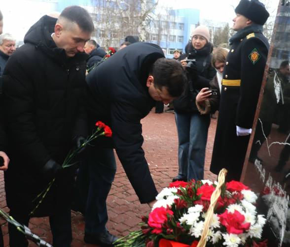 В Брянске почтили память воинов-интернационалистов